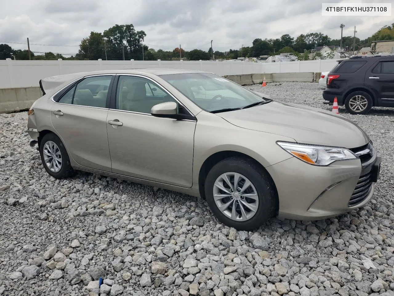 4T1BF1FK1HU371108 2017 Toyota Camry Le