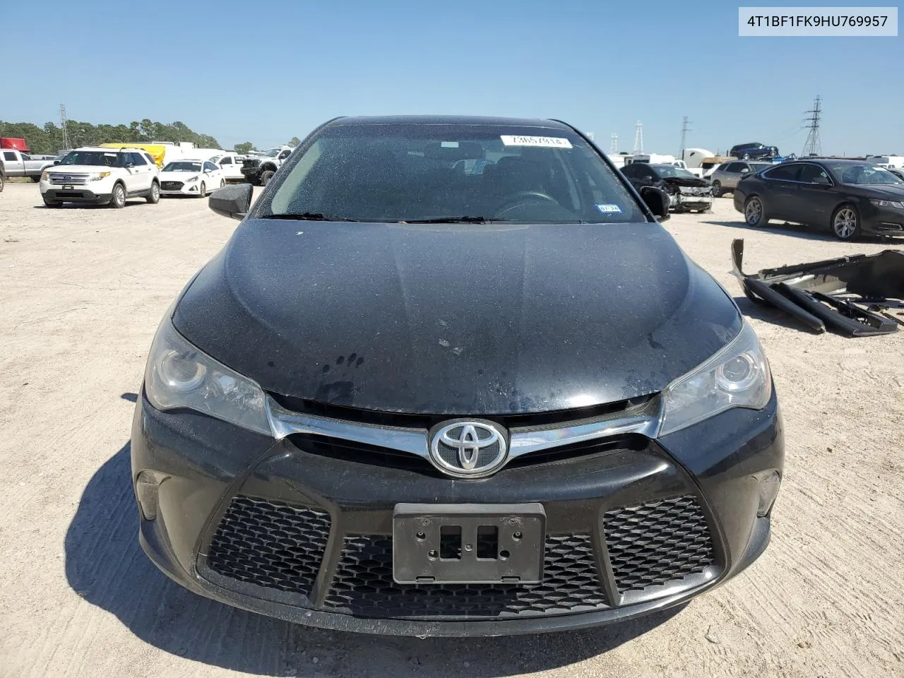 4T1BF1FK9HU769957 2017 Toyota Camry Le