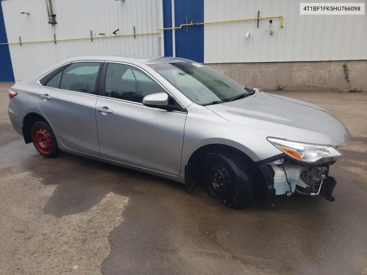 4T1BF1FK5HU766098 2017 Toyota Camry Le