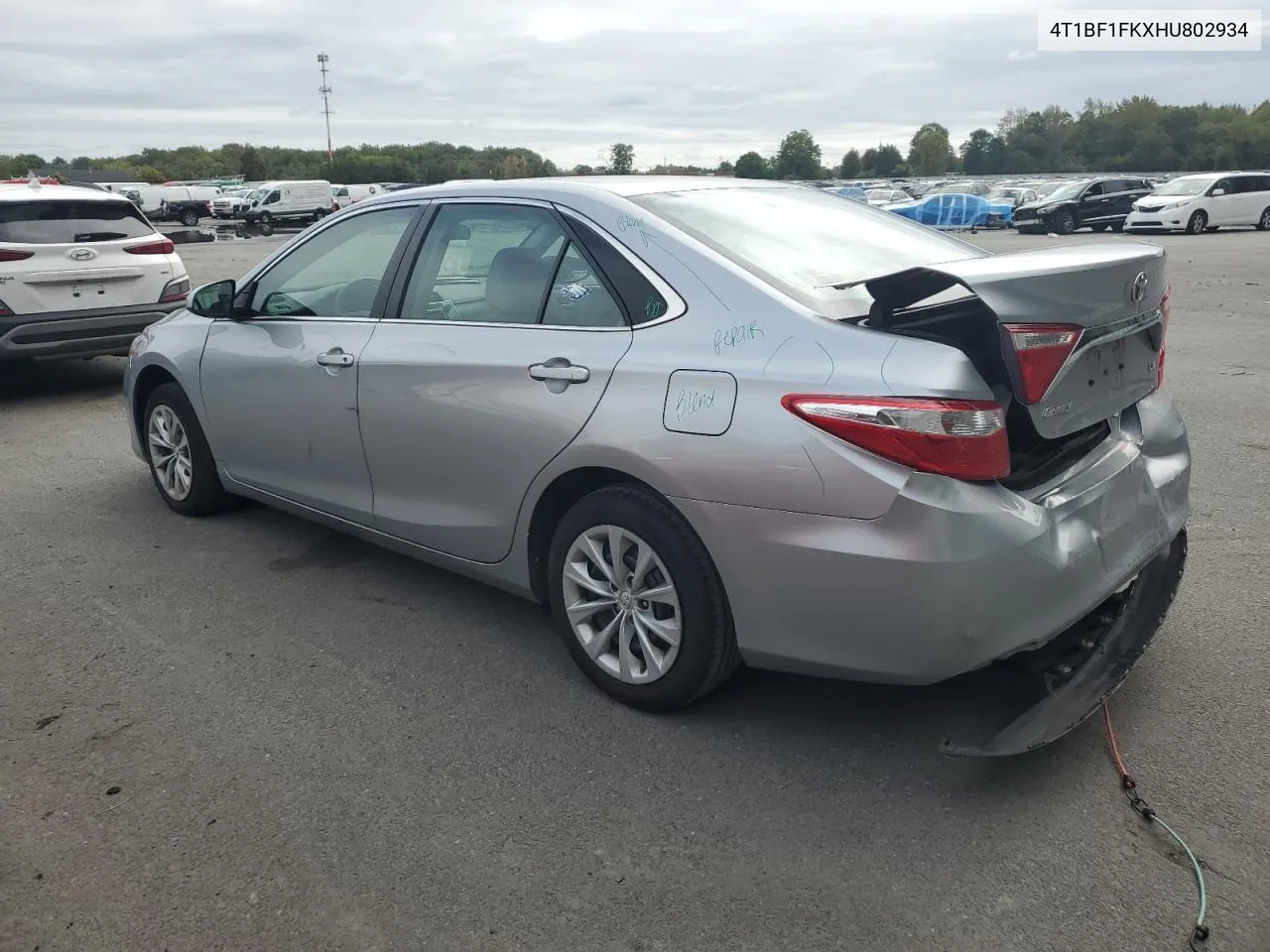 4T1BF1FKXHU802934 2017 Toyota Camry Le