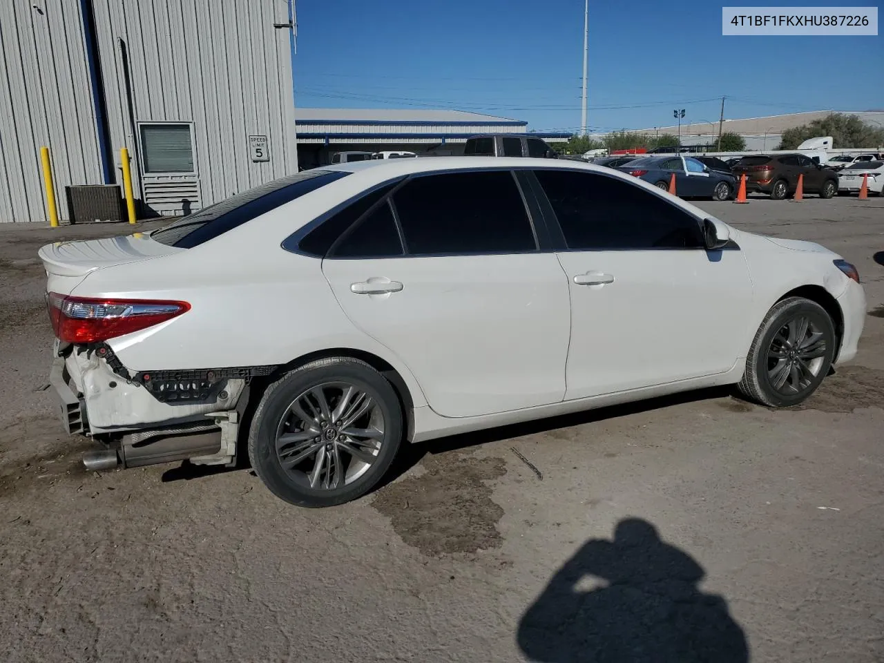 4T1BF1FKXHU387226 2017 Toyota Camry Le