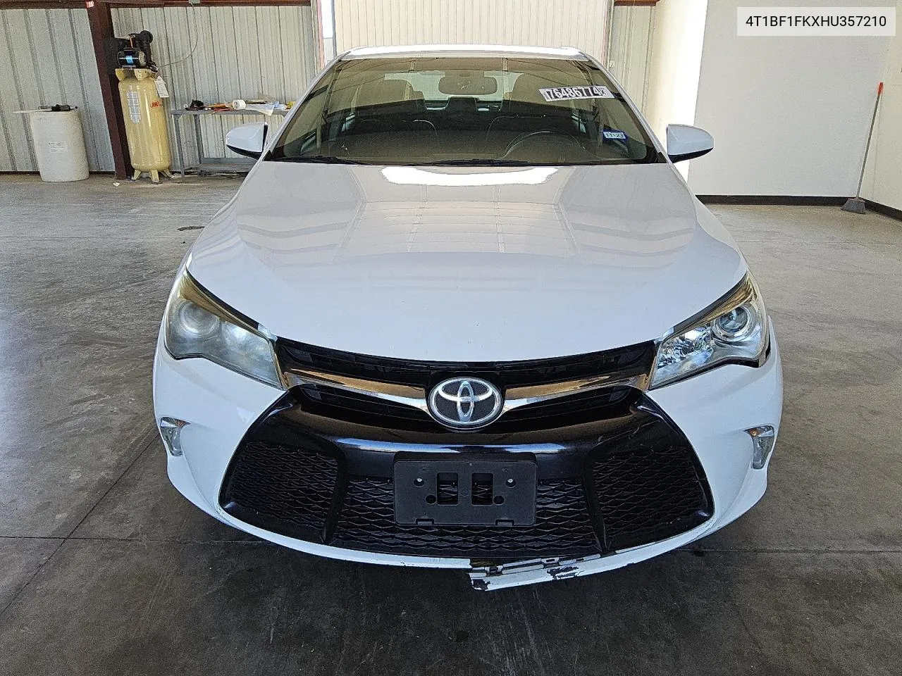 2017 Toyota Camry Le VIN: 4T1BF1FKXHU357210 Lot: 76486774