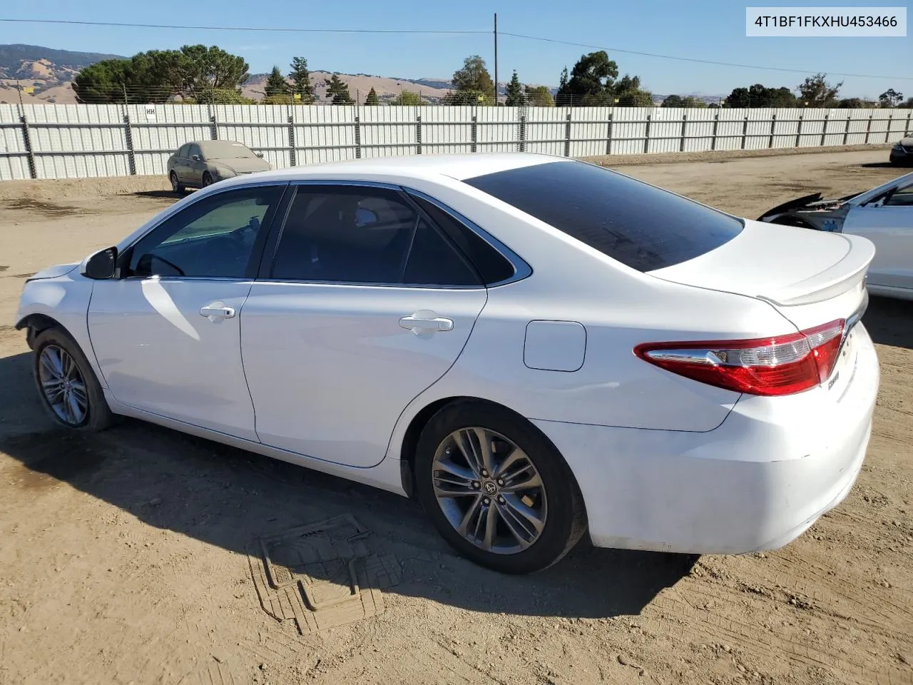 2017 Toyota Camry Le VIN: 4T1BF1FKXHU453466 Lot: 77277484