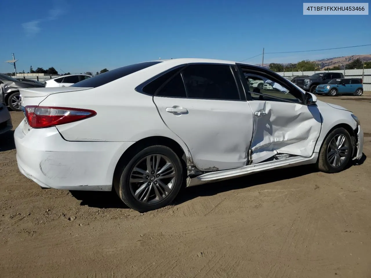 2017 Toyota Camry Le VIN: 4T1BF1FKXHU453466 Lot: 77277484