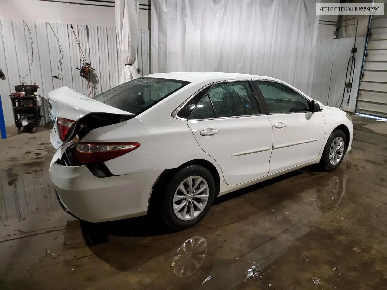 2017 Toyota Camry Le VIN: 4T1BF1FKXHU659791 Lot: 80649964