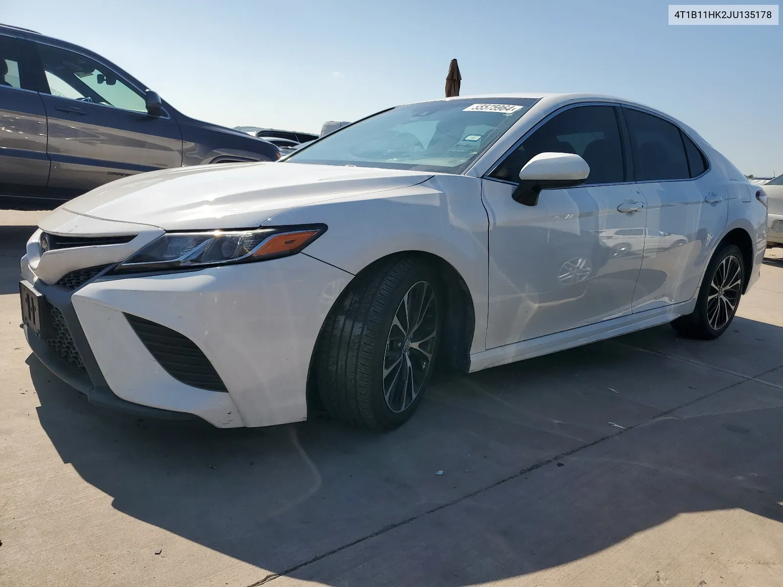 2018 Toyota Camry L VIN: 4T1B11HK2JU135178 Lot: 55575964