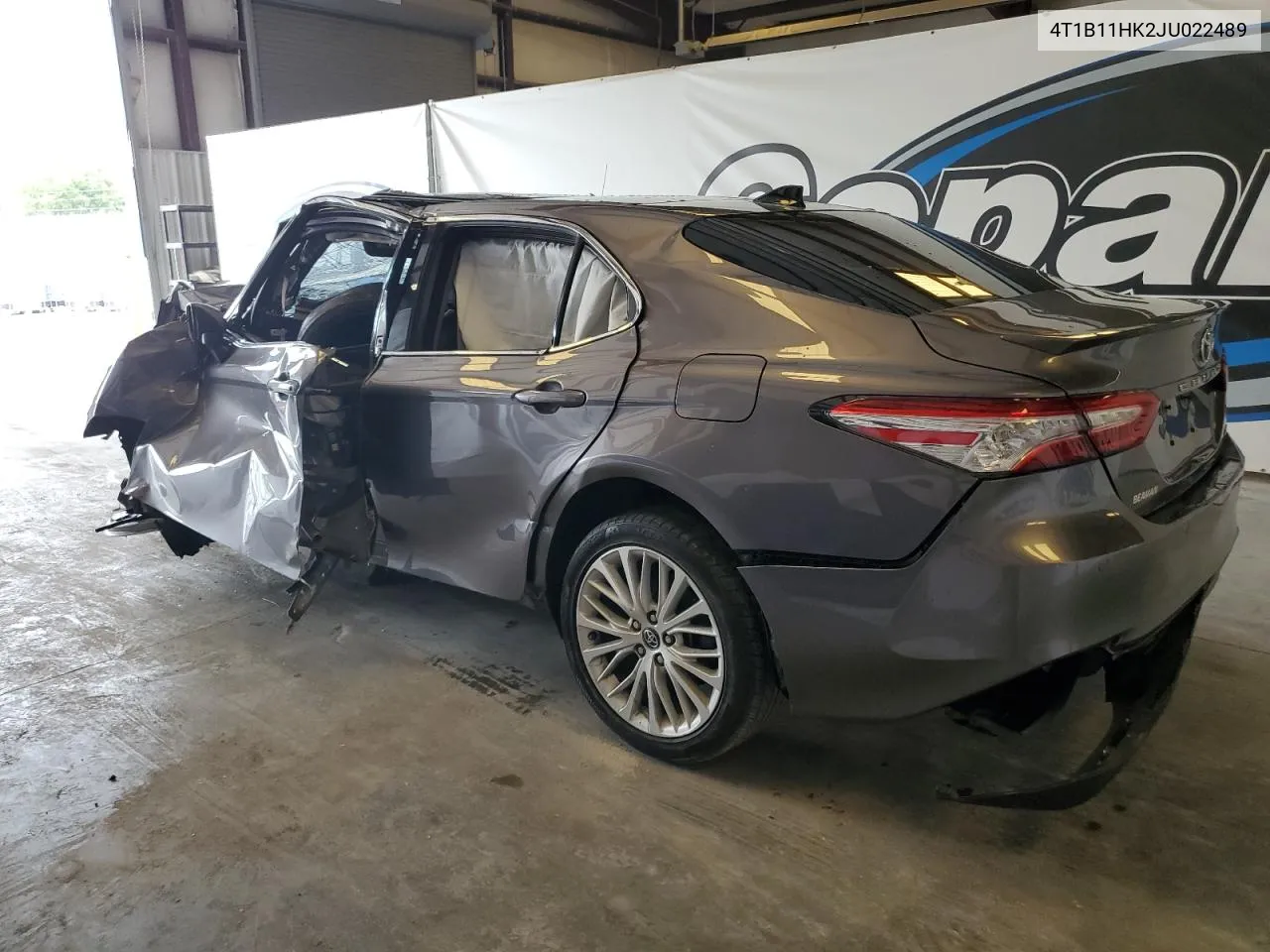 2018 Toyota Camry L VIN: 4T1B11HK2JU022489 Lot: 62851274