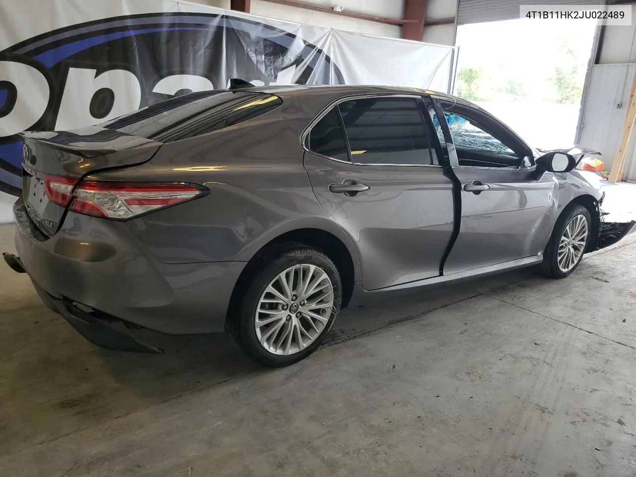 2018 Toyota Camry L VIN: 4T1B11HK2JU022489 Lot: 62851274