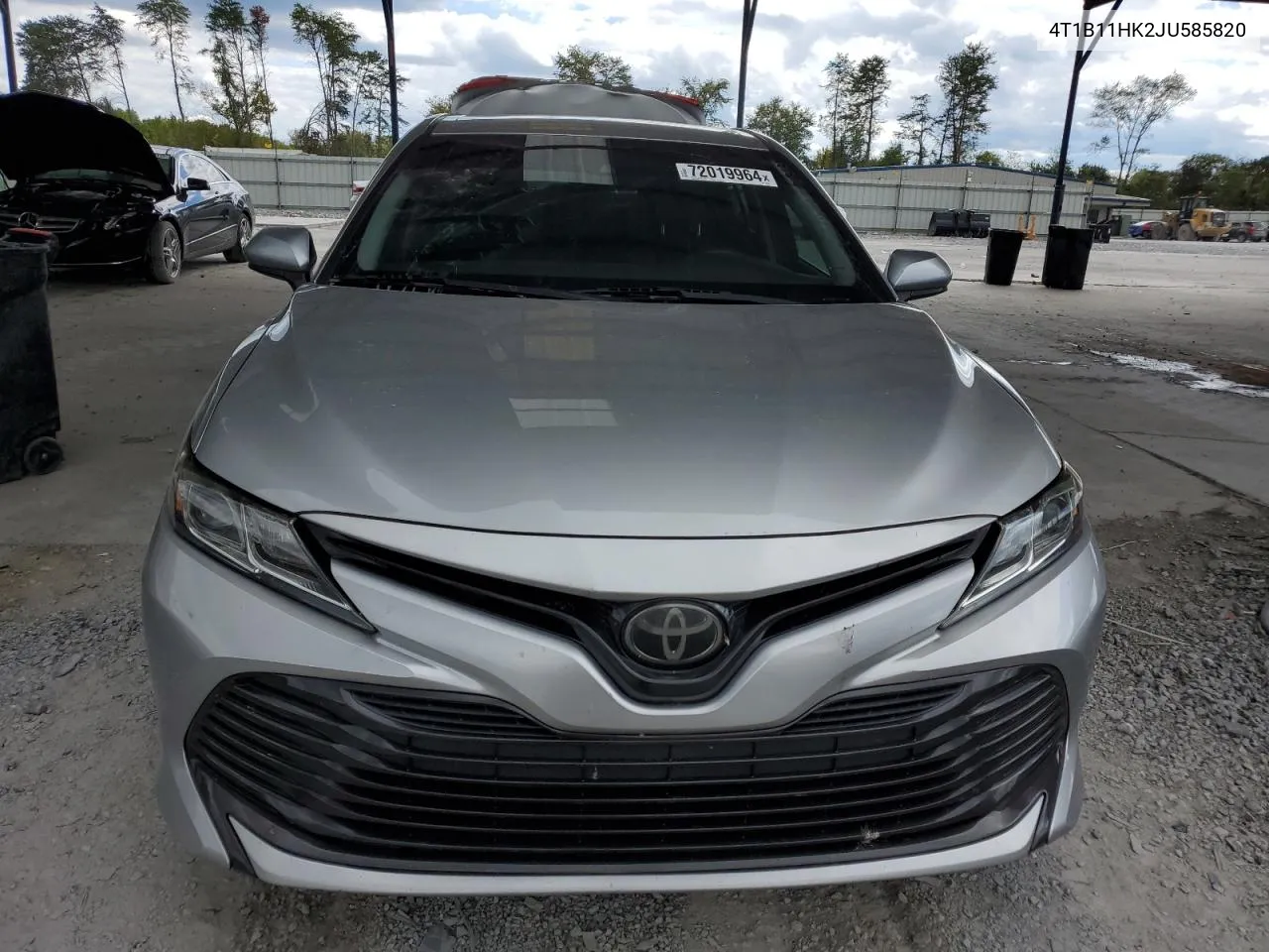 2018 Toyota Camry L VIN: 4T1B11HK2JU585820 Lot: 72019964