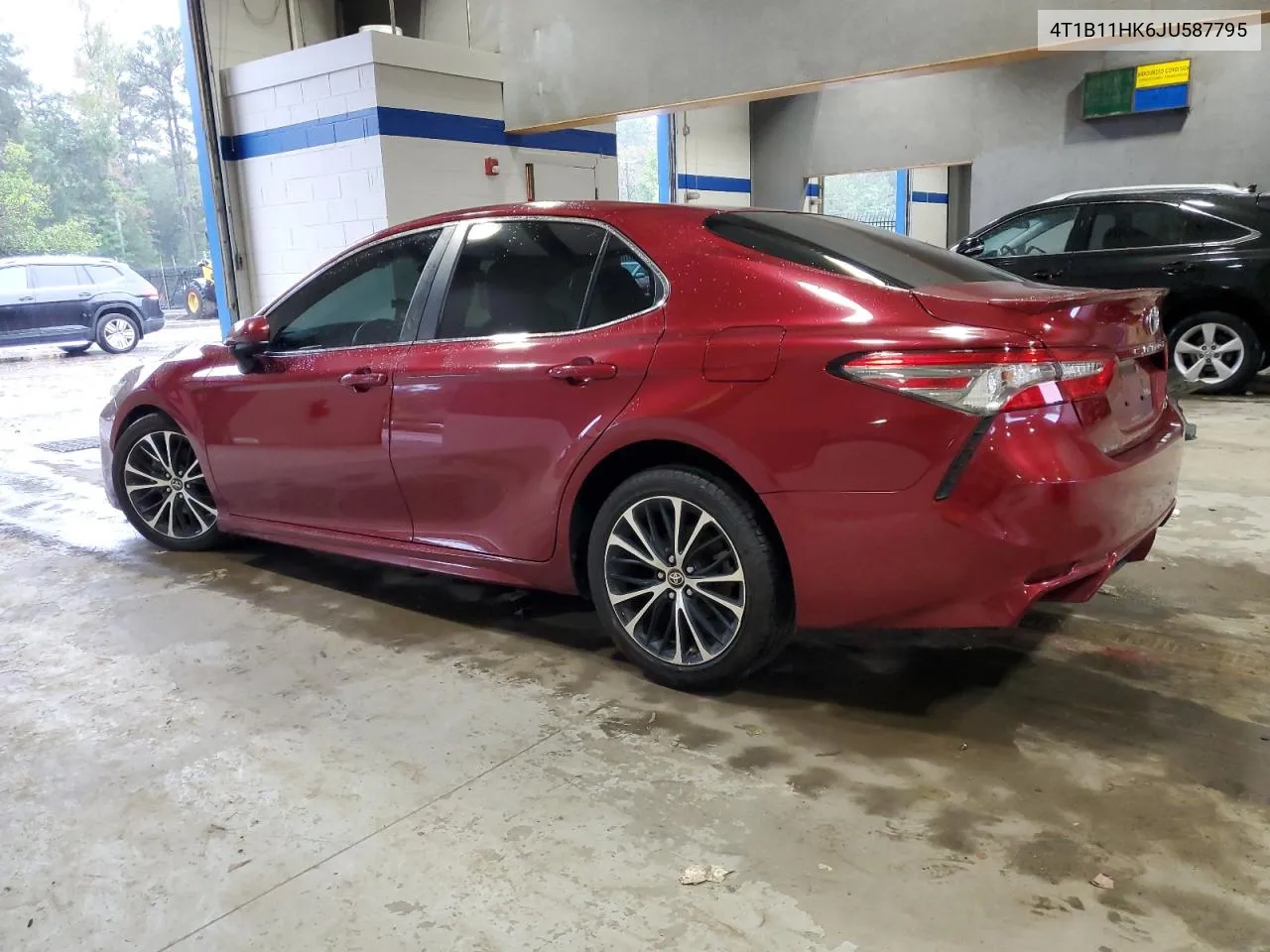 2018 Toyota Camry L VIN: 4T1B11HK6JU587795 Lot: 73198174