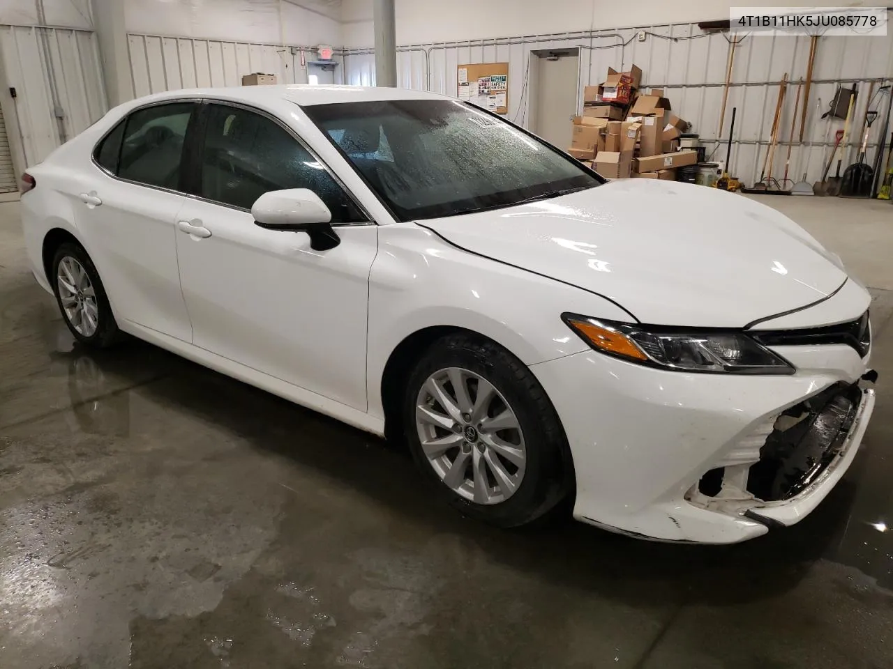 4T1B11HK5JU085778 2018 Toyota Camry L