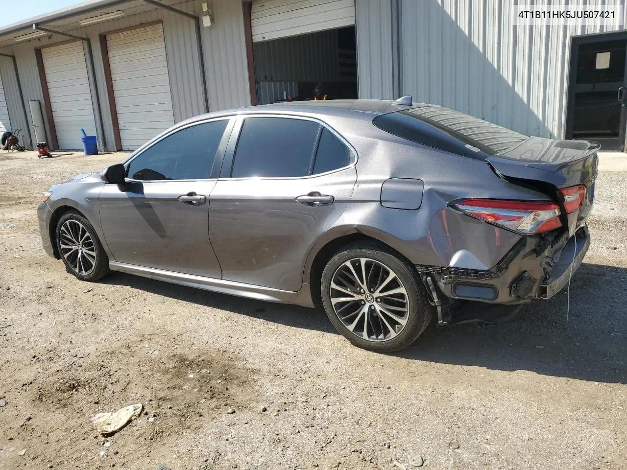 2018 Toyota Camry L VIN: 4T1B11HK5JU507421 Lot: 75839324