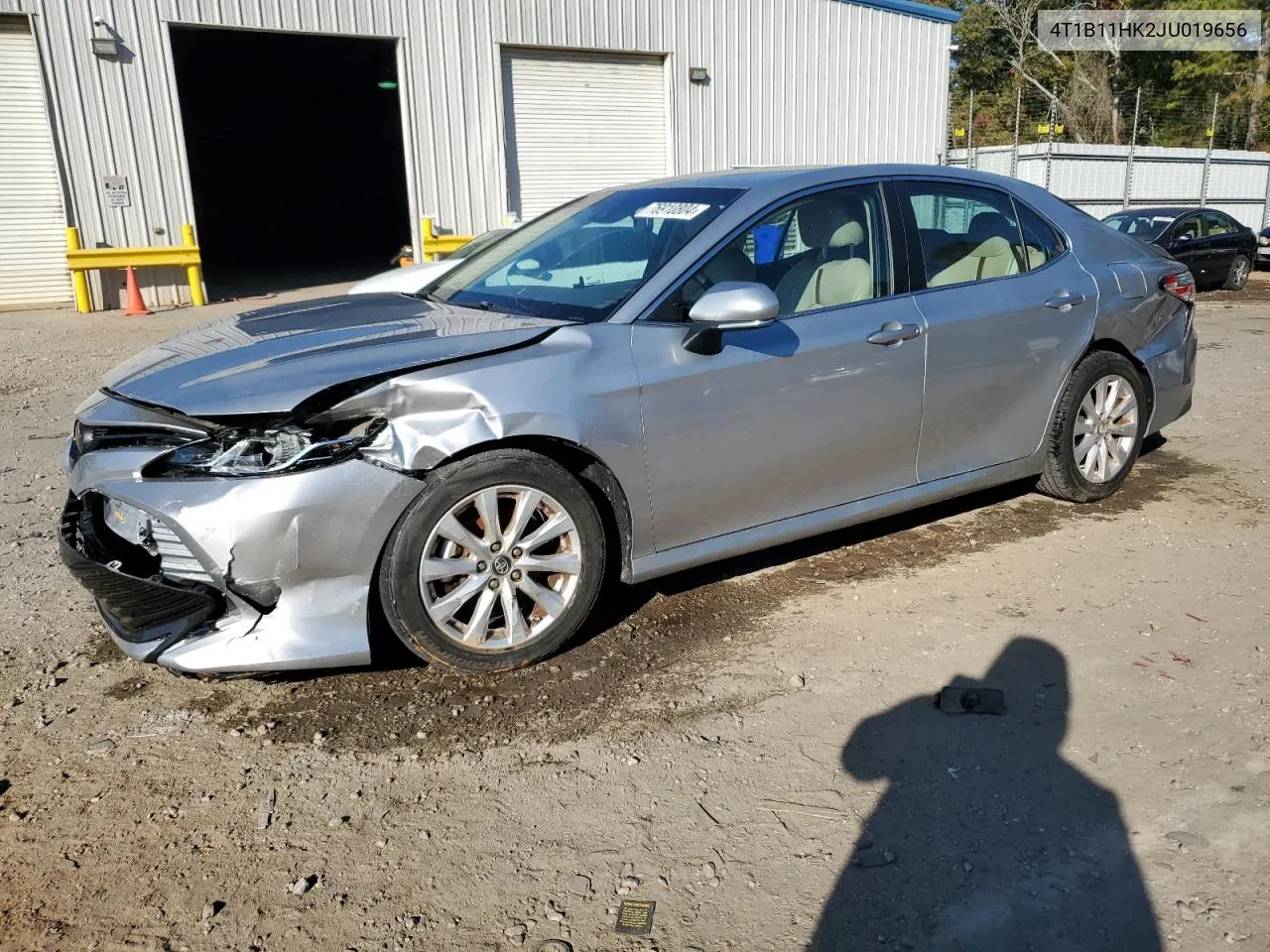 2018 Toyota Camry L VIN: 4T1B11HK2JU019656 Lot: 76910804