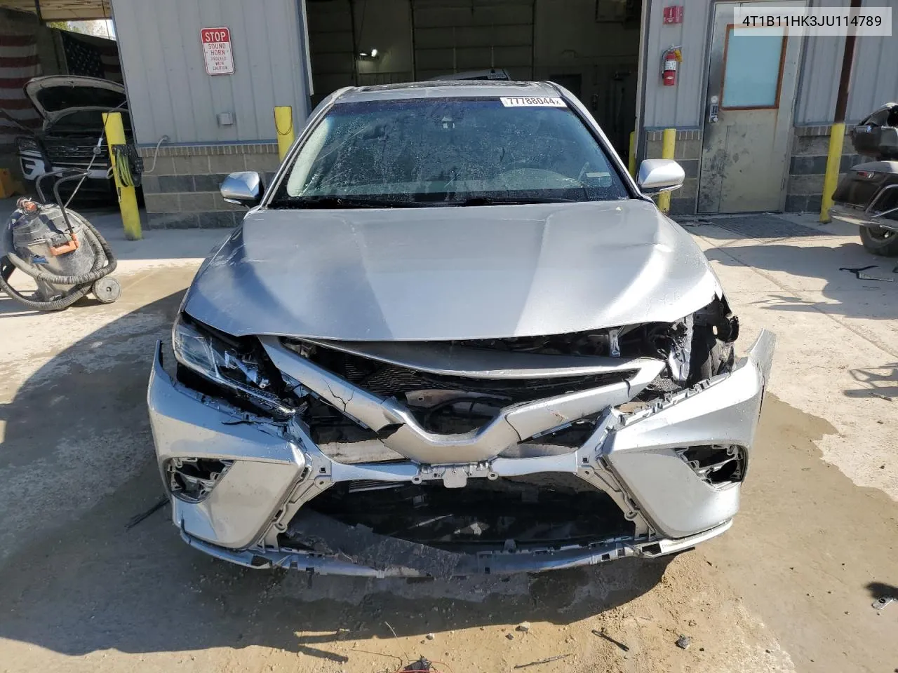 4T1B11HK3JU114789 2018 Toyota Camry L