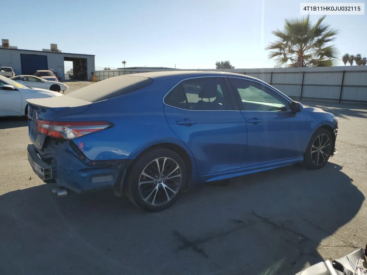 4T1B11HK0JU032115 2018 Toyota Camry L