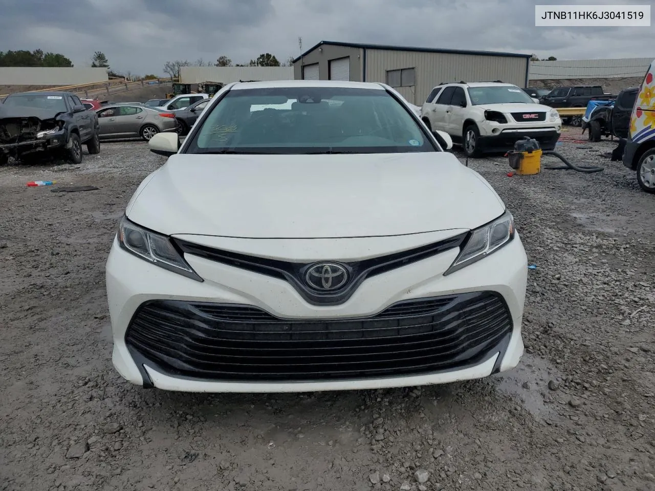 2018 Toyota Camry L VIN: JTNB11HK6J3041519 Lot: 79141634