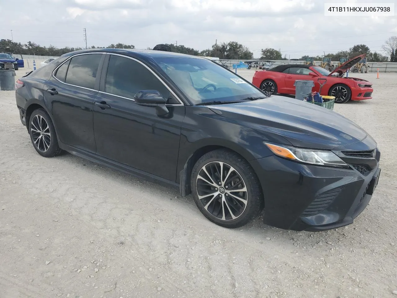 2018 Toyota Camry L VIN: 4T1B11HKXJU067938 Lot: 79251894