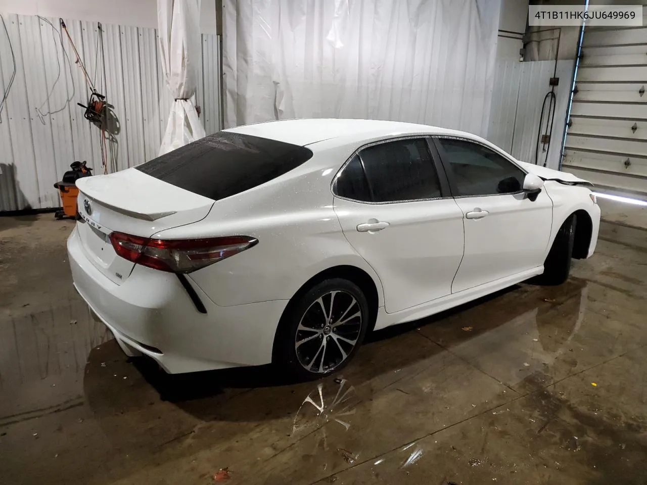 2018 Toyota Camry L VIN: 4T1B11HK6JU649969 Lot: 79289024