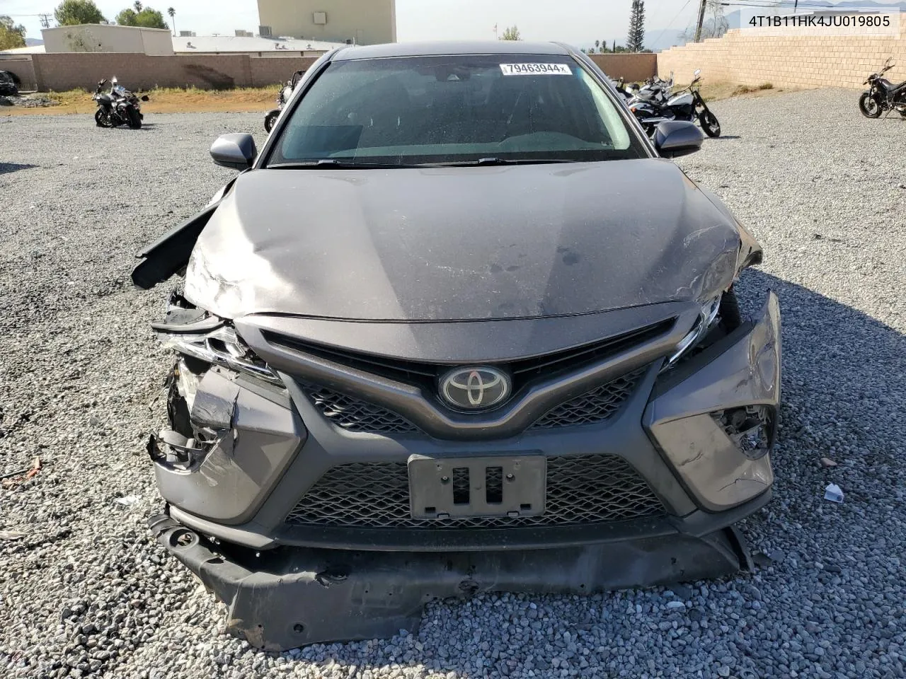 2018 Toyota Camry L VIN: 4T1B11HK4JU019805 Lot: 79463944