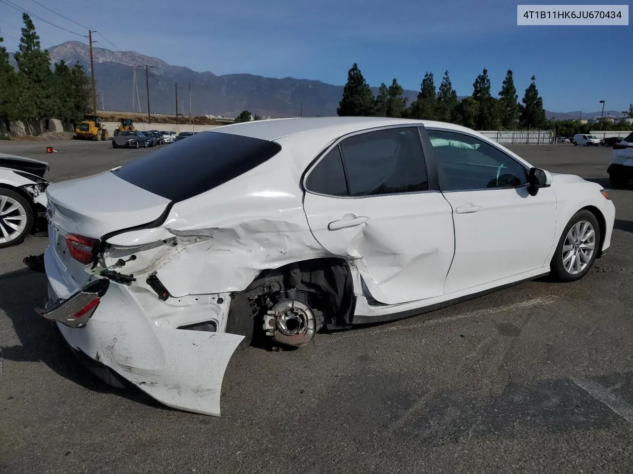 2018 Toyota Camry L VIN: 4T1B11HK6JU670434 Lot: 79684974