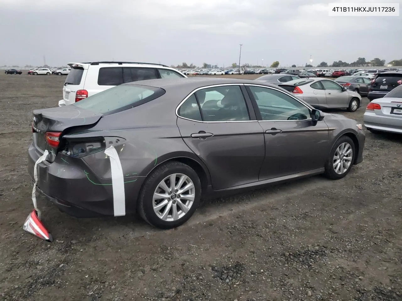 2018 Toyota Camry L VIN: 4T1B11HKXJU117236 Lot: 80525784