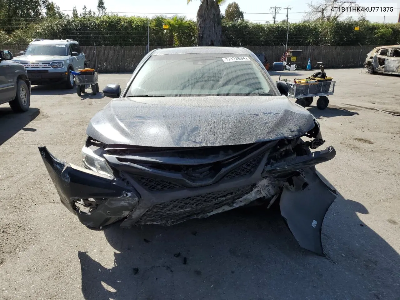 4T1B11HK4KU771375 2019 Toyota Camry L