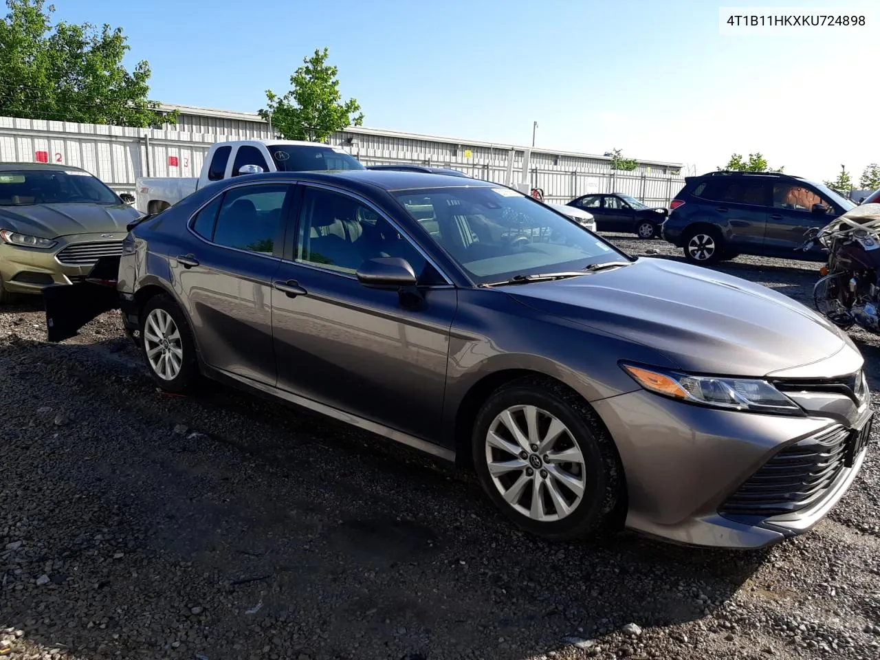 2019 Toyota Camry L VIN: 4T1B11HKXKU724898 Lot: 53755524