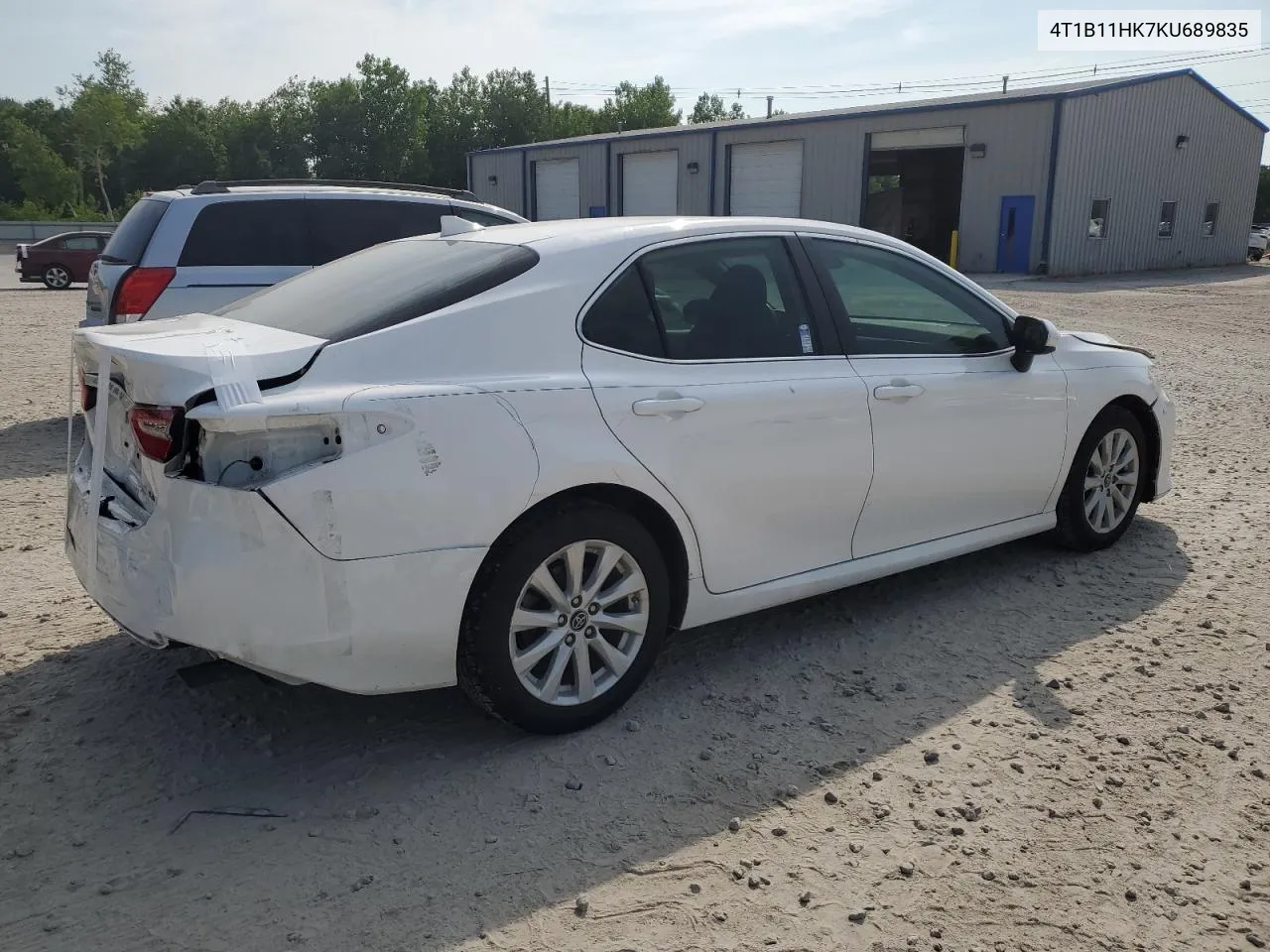 2019 Toyota Camry L VIN: 4T1B11HK7KU689835 Lot: 59955224