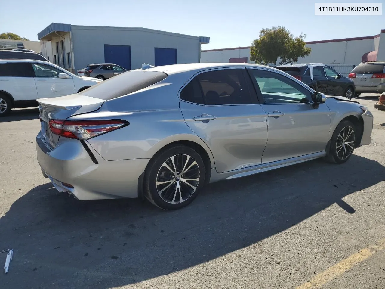 2019 Toyota Camry L VIN: 4T1B11HK3KU704010 Lot: 60775604