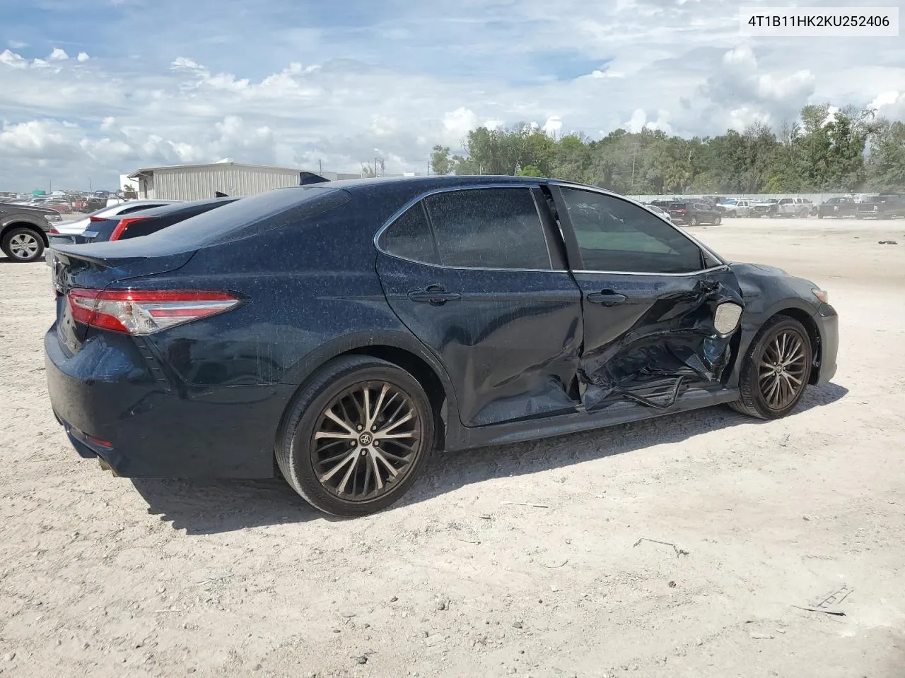 4T1B11HK2KU252406 2019 Toyota Camry L