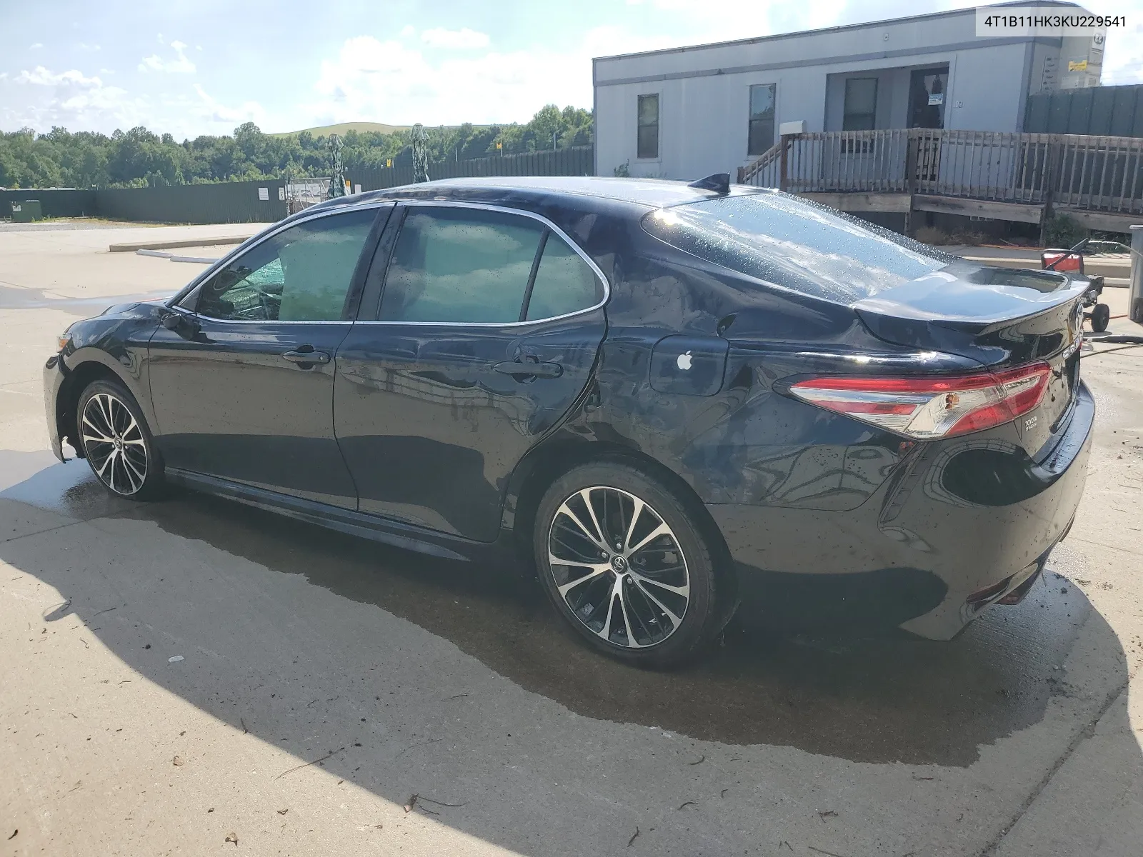 2019 Toyota Camry L VIN: 4T1B11HK3KU229541 Lot: 61675514