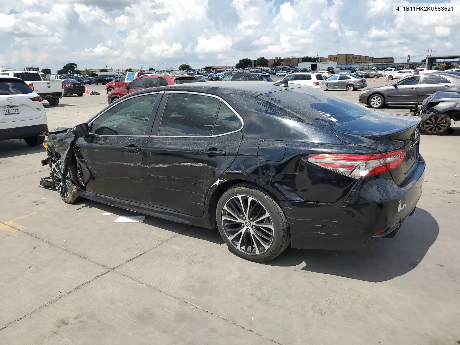 2019 Toyota Camry L VIN: 4T1B11HK2KU683621 Lot: 63705874