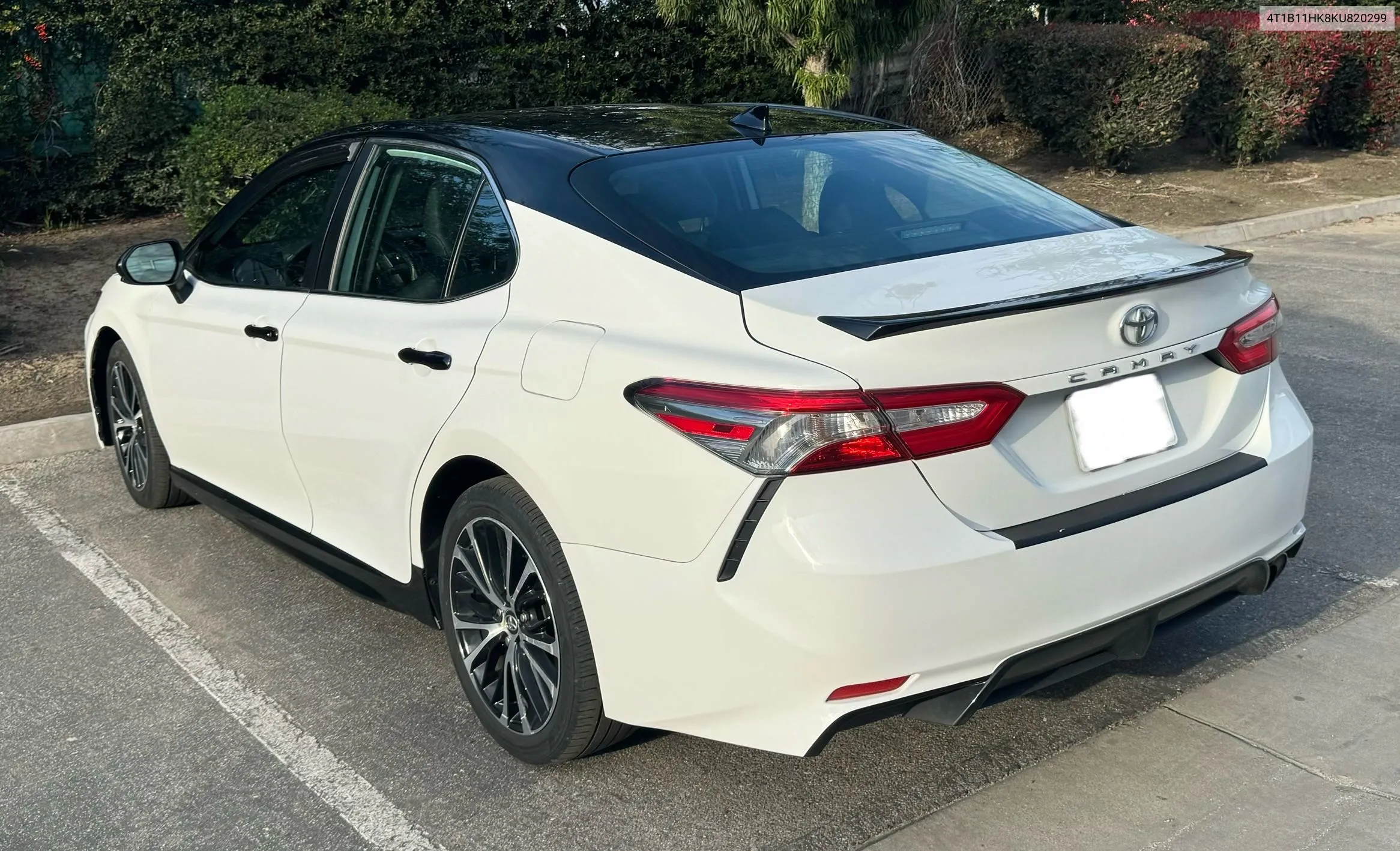 2019 Toyota Camry L VIN: 4T1B11HK8KU820299 Lot: 65684404