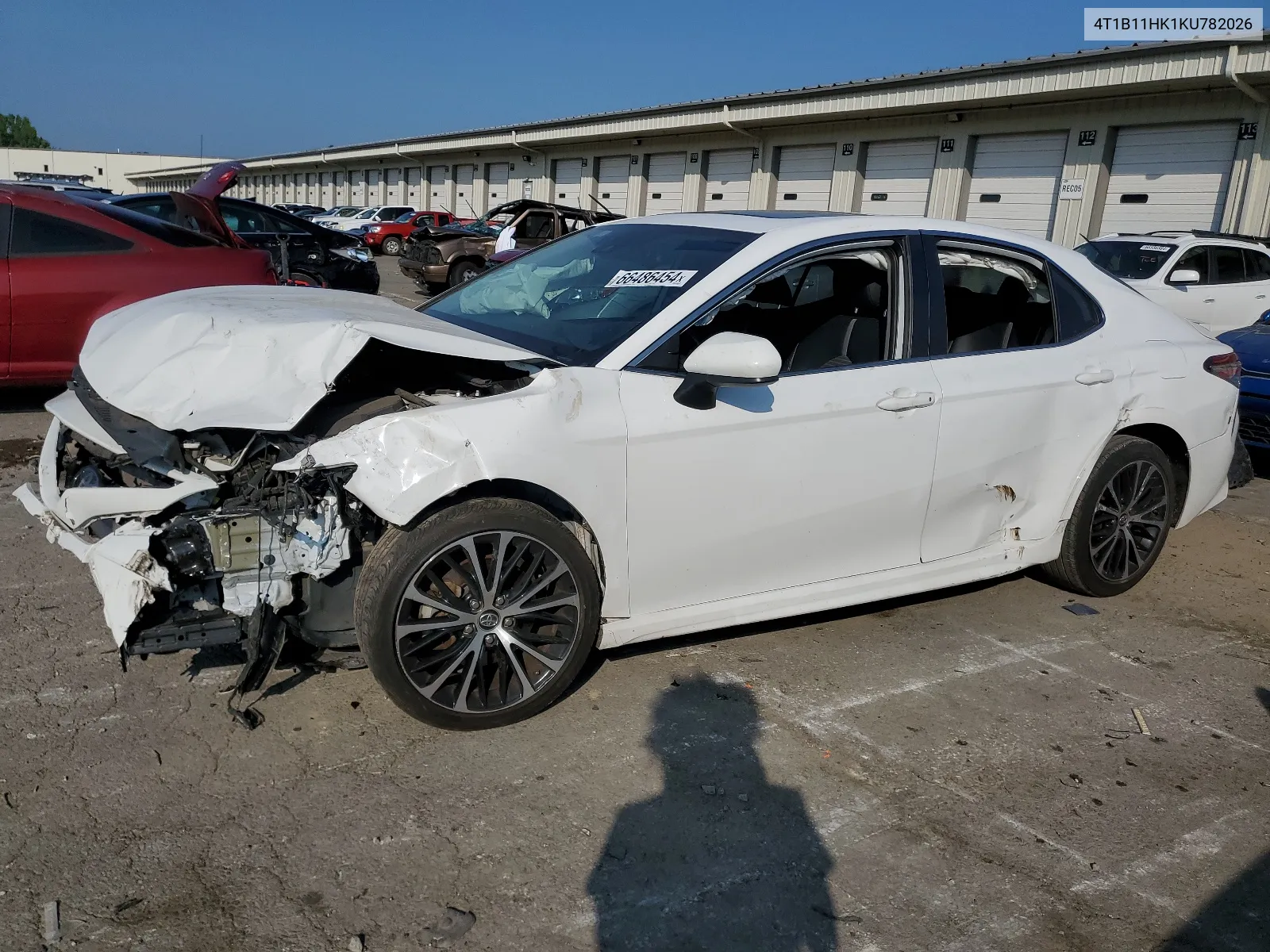 4T1B11HK1KU782026 2019 Toyota Camry L