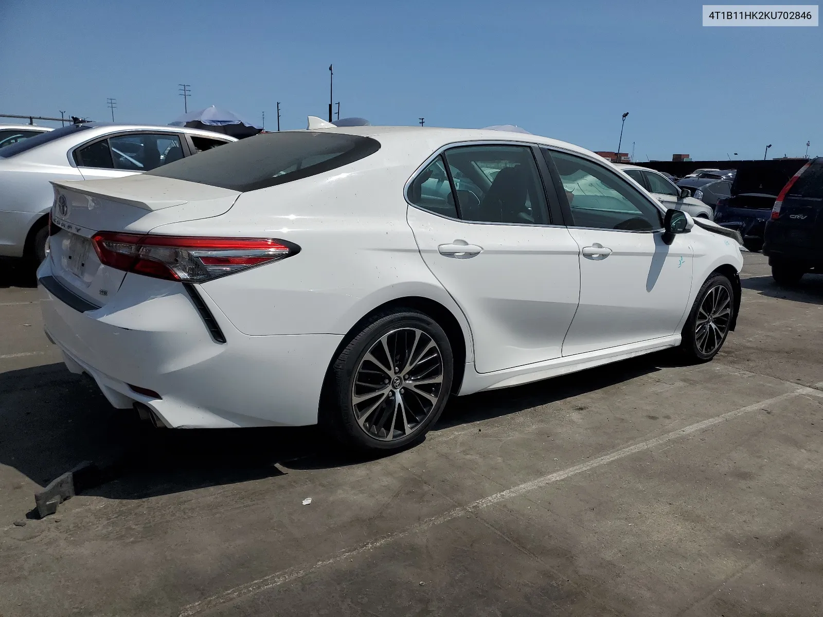 2019 Toyota Camry L VIN: 4T1B11HK2KU702846 Lot: 68137624