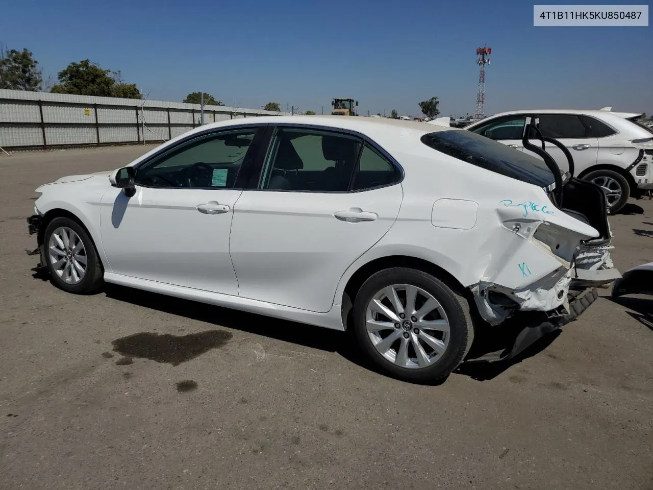 4T1B11HK5KU850487 2019 Toyota Camry L