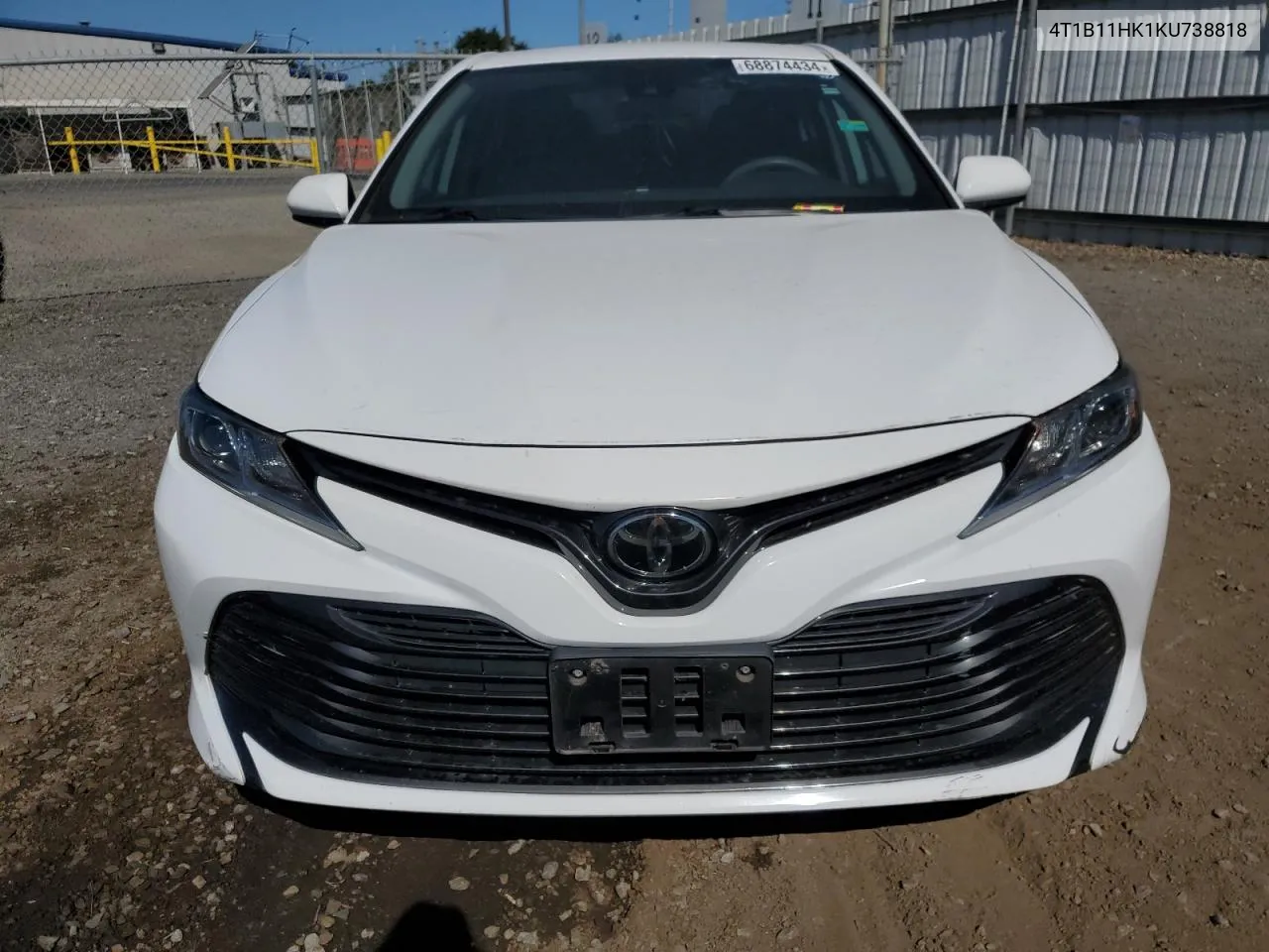 4T1B11HK1KU738818 2019 Toyota Camry L