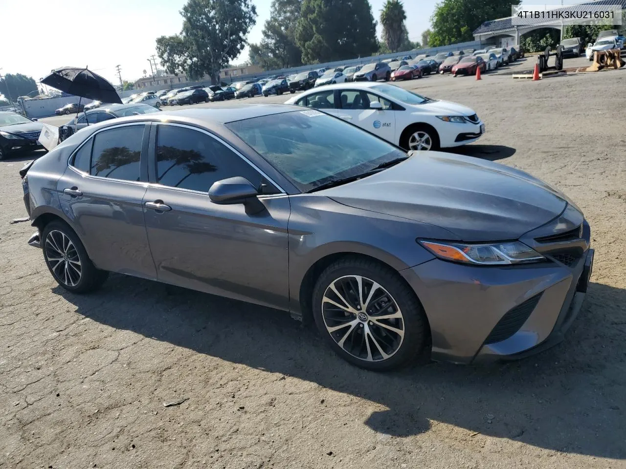 2019 Toyota Camry L VIN: 4T1B11HK3KU216031 Lot: 69430054