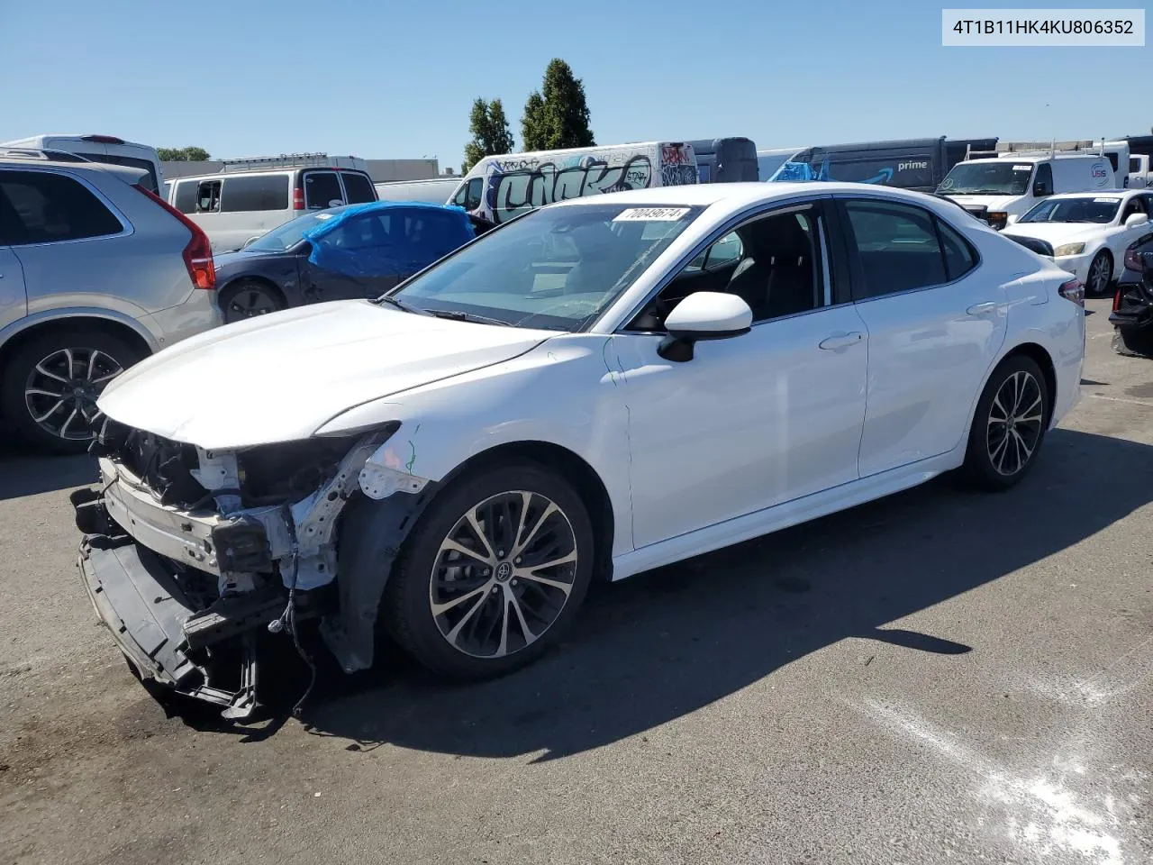 2019 Toyota Camry L VIN: 4T1B11HK4KU806352 Lot: 70049674