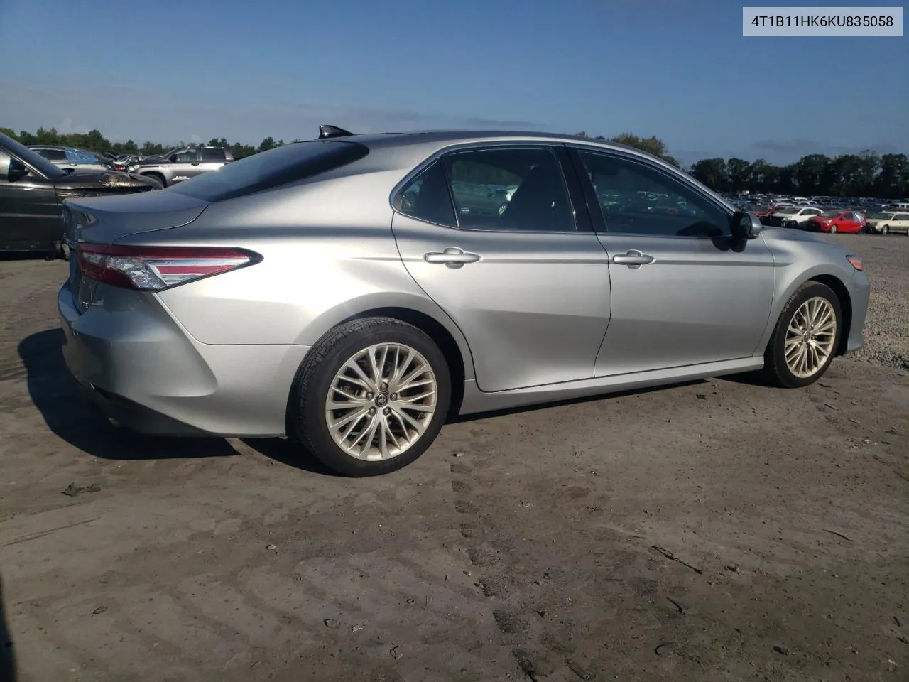 2019 Toyota Camry L VIN: 4T1B11HK6KU835058 Lot: 70096574