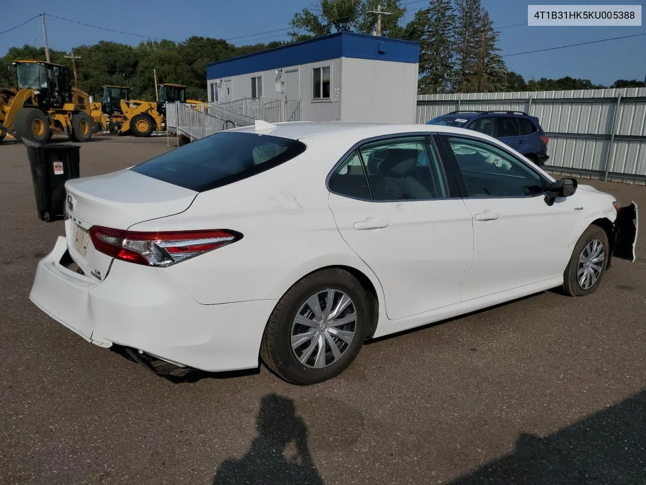 4T1B31HK5KU005388 2019 Toyota Camry Le