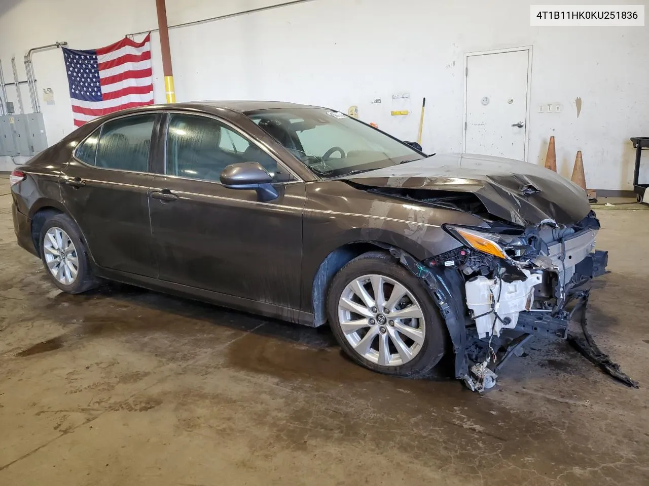 2019 Toyota Camry L VIN: 4T1B11HK0KU251836 Lot: 71198894