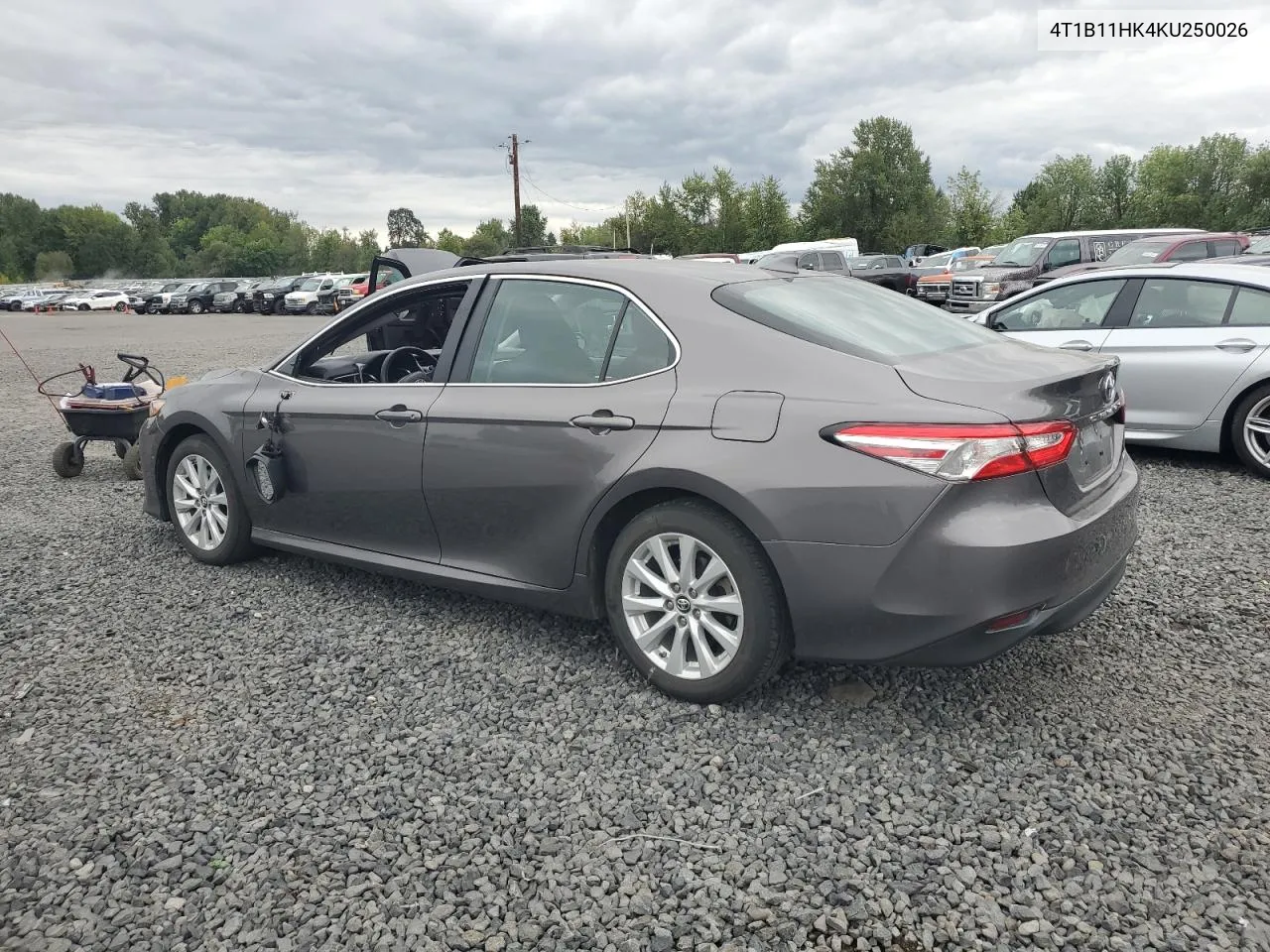 2019 Toyota Camry L VIN: 4T1B11HK4KU250026 Lot: 71961494