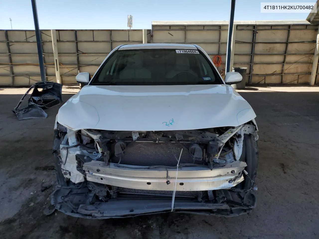 4T1B11HK2KU700482 2019 Toyota Camry L