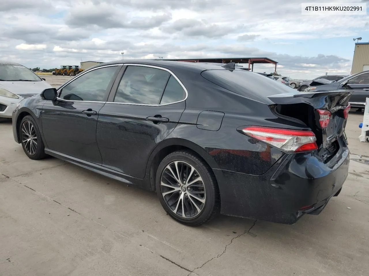 2019 Toyota Camry L VIN: 4T1B11HK9KU202991 Lot: 72369974