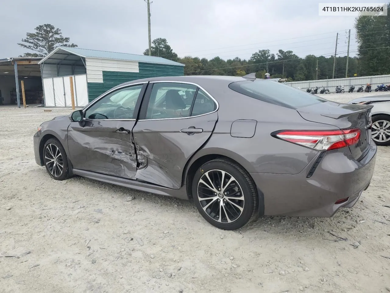 2019 Toyota Camry L VIN: 4T1B11HK2KU765624 Lot: 72924144