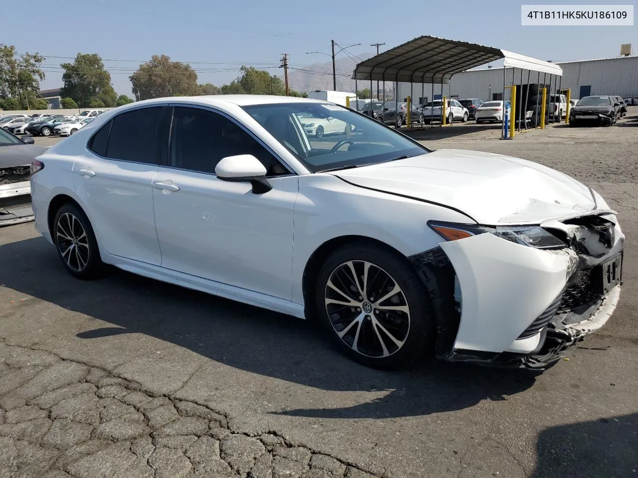 2019 Toyota Camry L VIN: 4T1B11HK5KU186109 Lot: 73127204