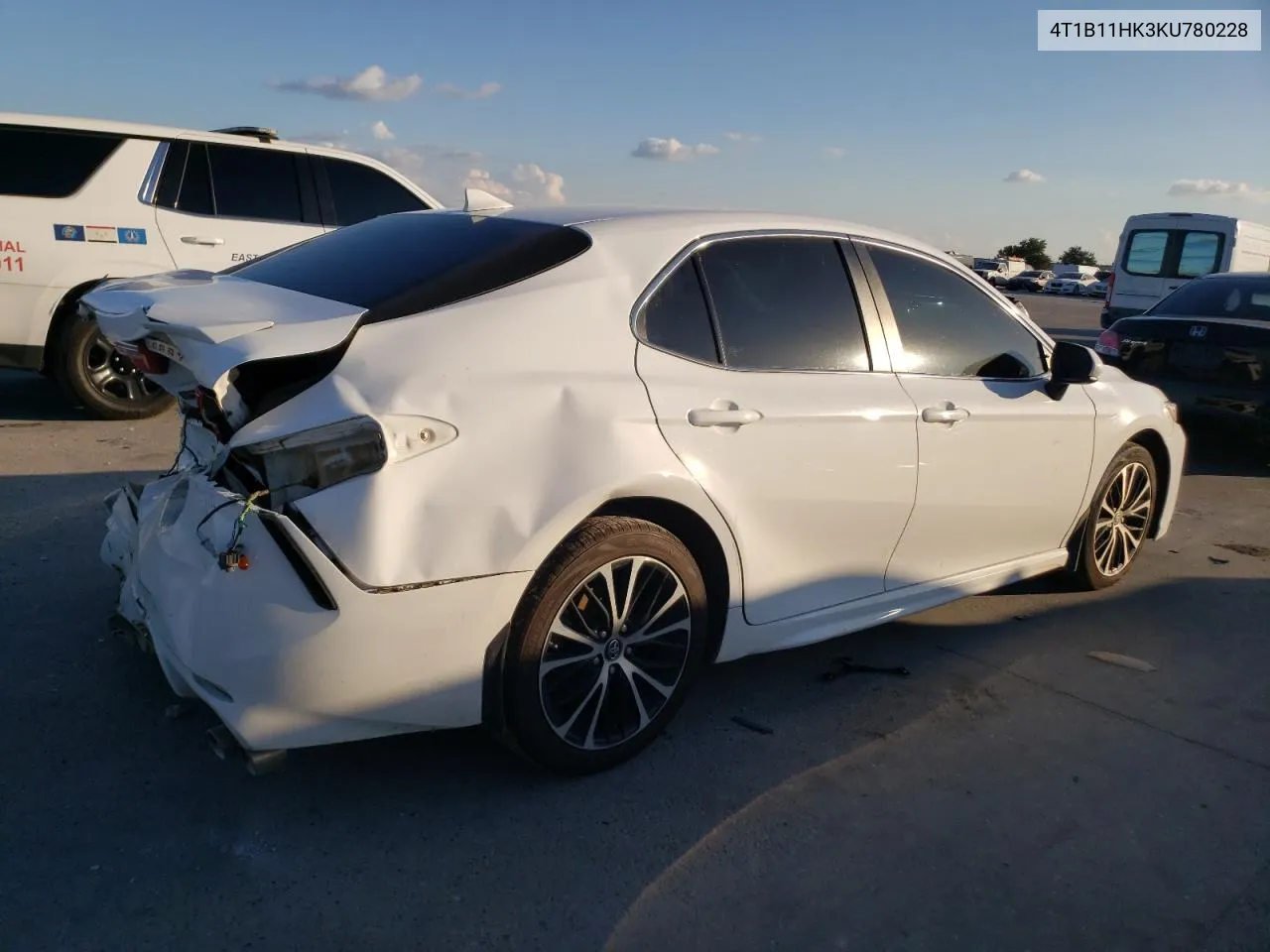 2019 Toyota Camry L VIN: 4T1B11HK3KU780228 Lot: 73884564