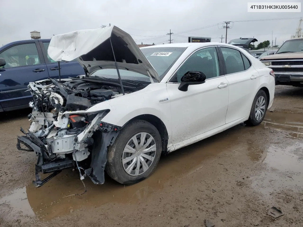 2019 Toyota Camry Le VIN: 4T1B31HK3KU005440 Lot: 74192244