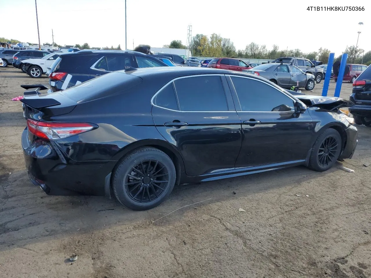 4T1B11HK8KU750366 2019 Toyota Camry L